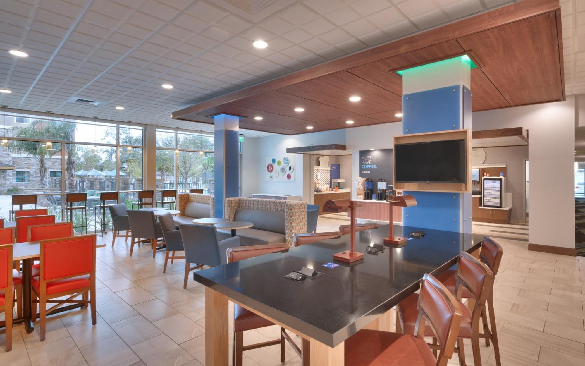 Holiday Inn Express & Suites - Gainesville I-75 By Ihg Extérieur photo