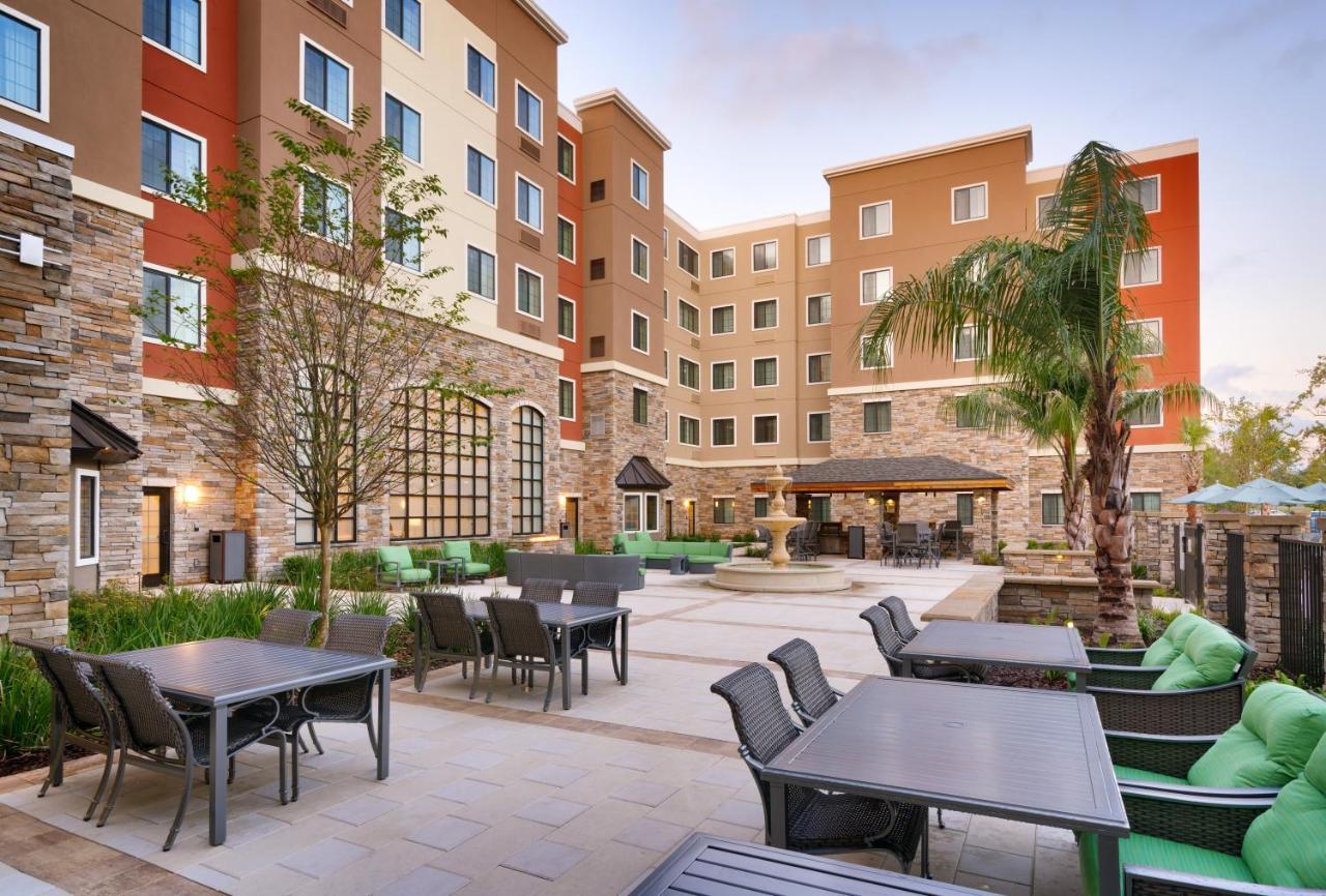 Holiday Inn Express & Suites - Gainesville I-75 By Ihg Extérieur photo